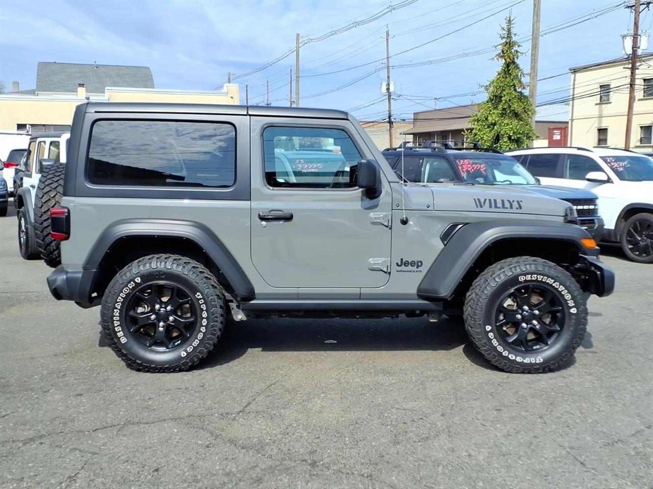 Jeep Wrangler Willys 4x4 2022