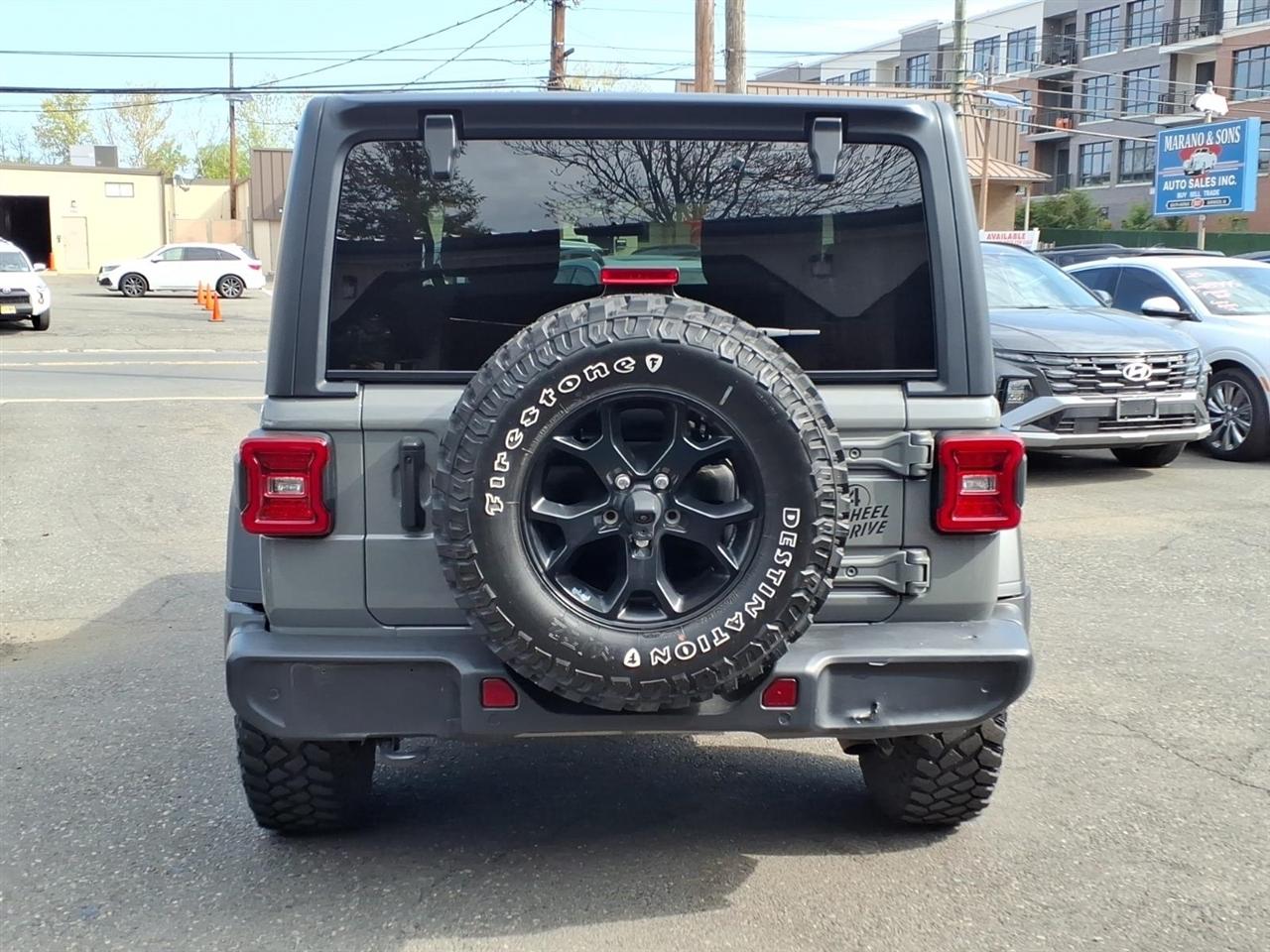 Jeep Wrangler Willys 4x4 2022