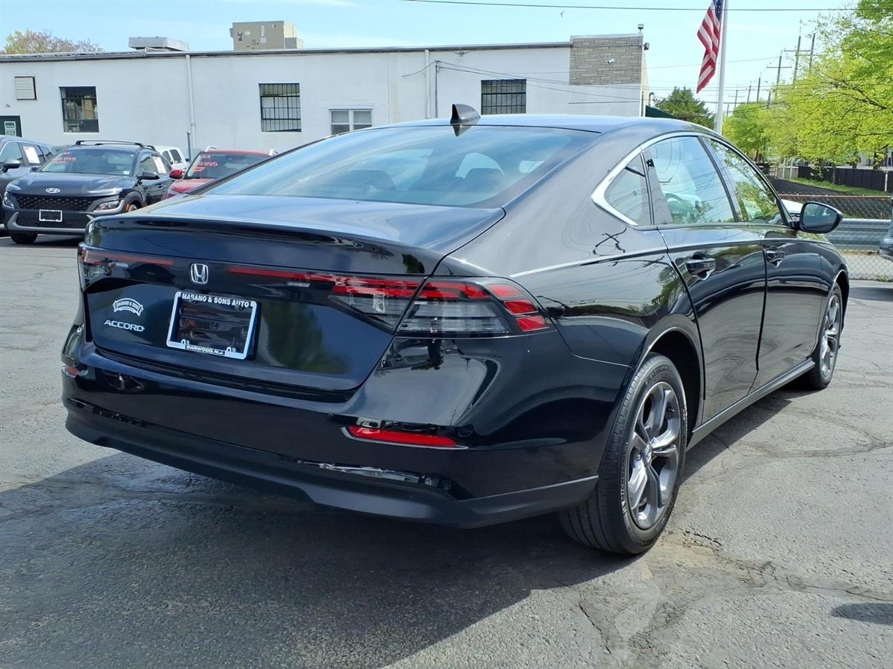 Honda Accord Sedan EX CVT 2023
