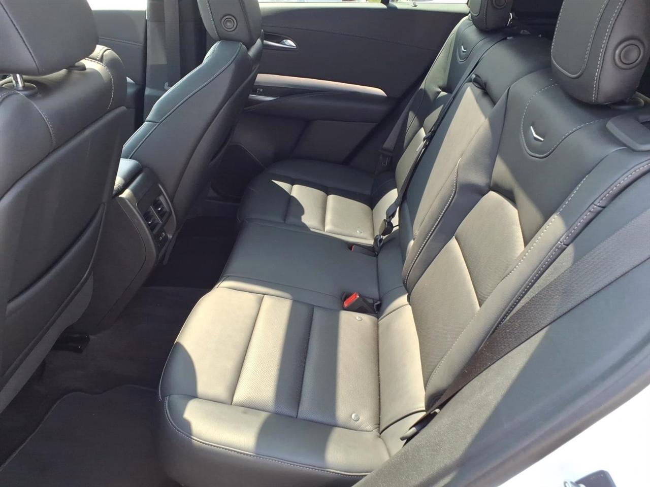 Cadillac XT4 AWD 4dr Premium Luxury 2023