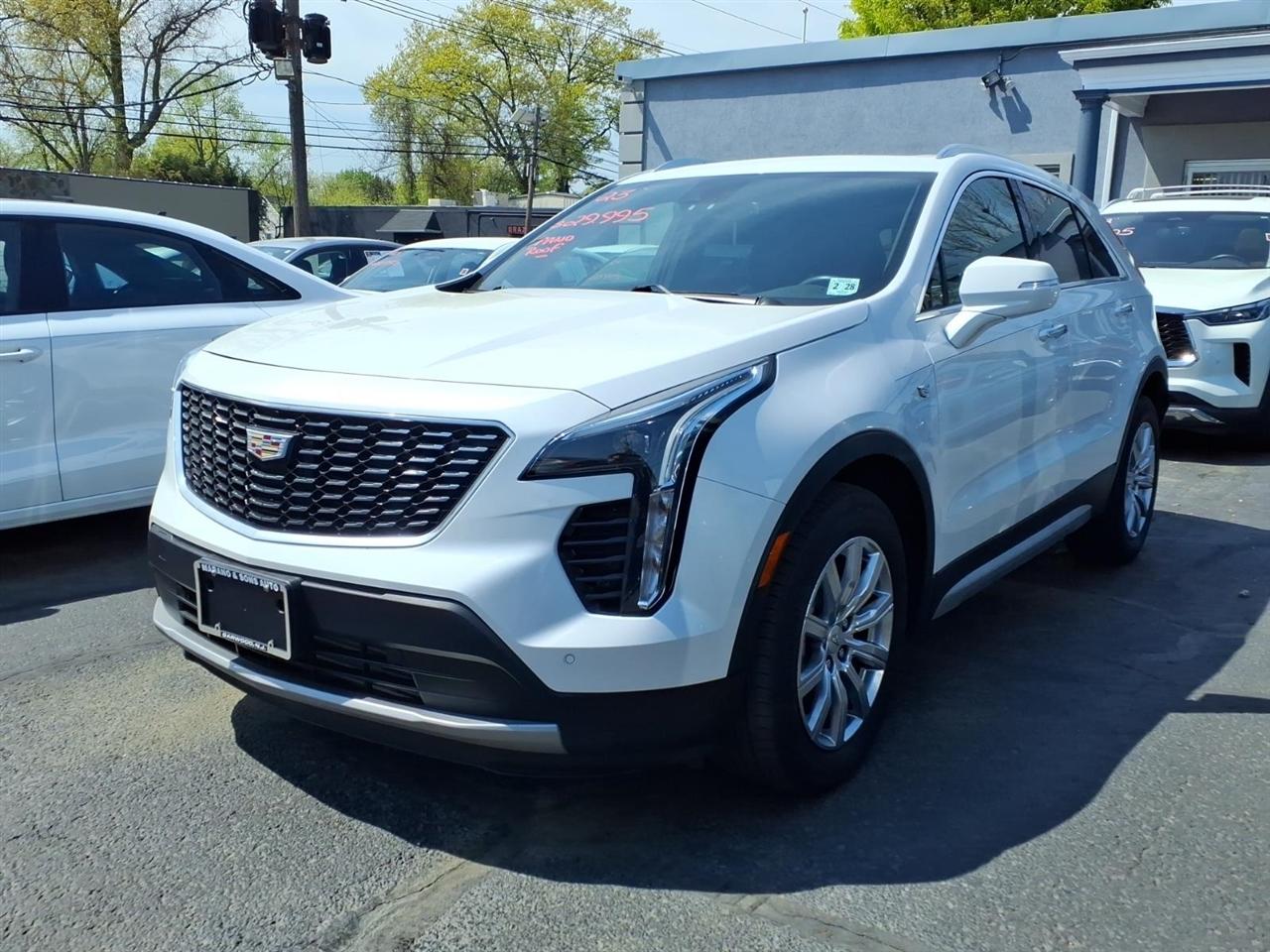 2023 Cadillac XT4 AWD 4dr Premium Luxury
