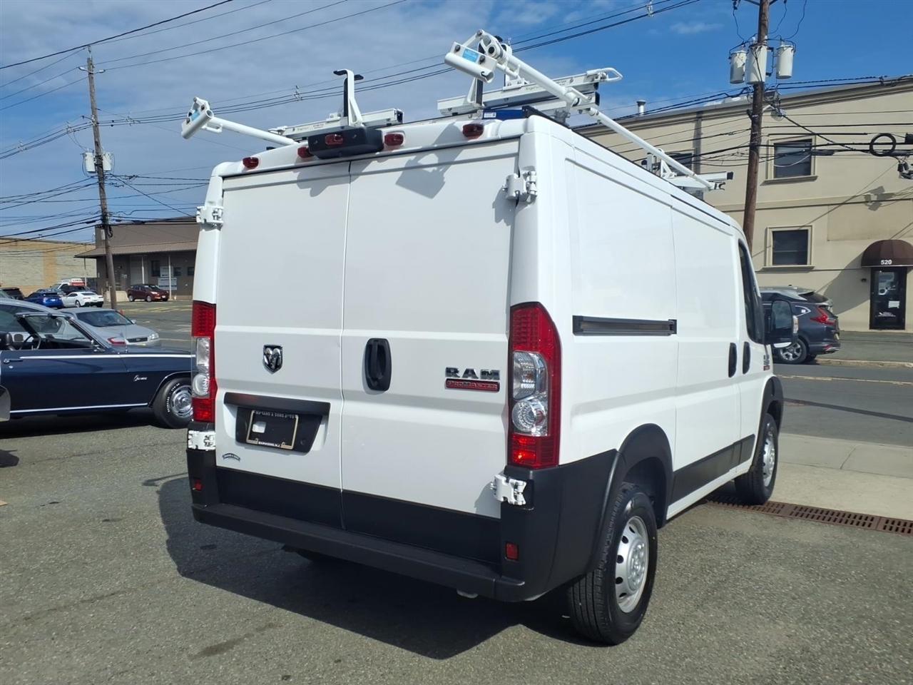 Ram Truck ProMaster Cargo Van 1500 Low Roof 118" WB 2022