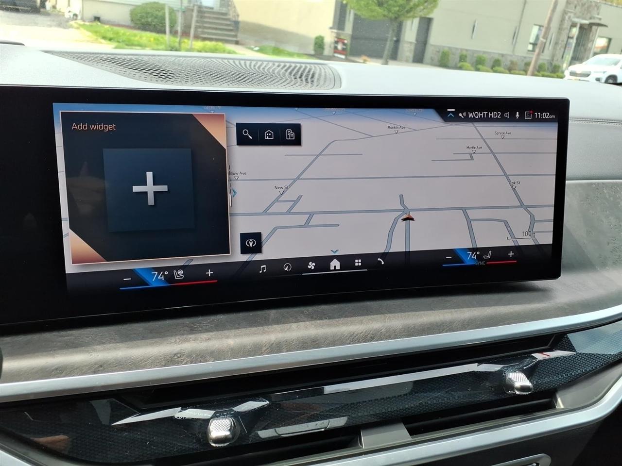 BMW X7 xDrive40i Sports Activity Vehicle 2025