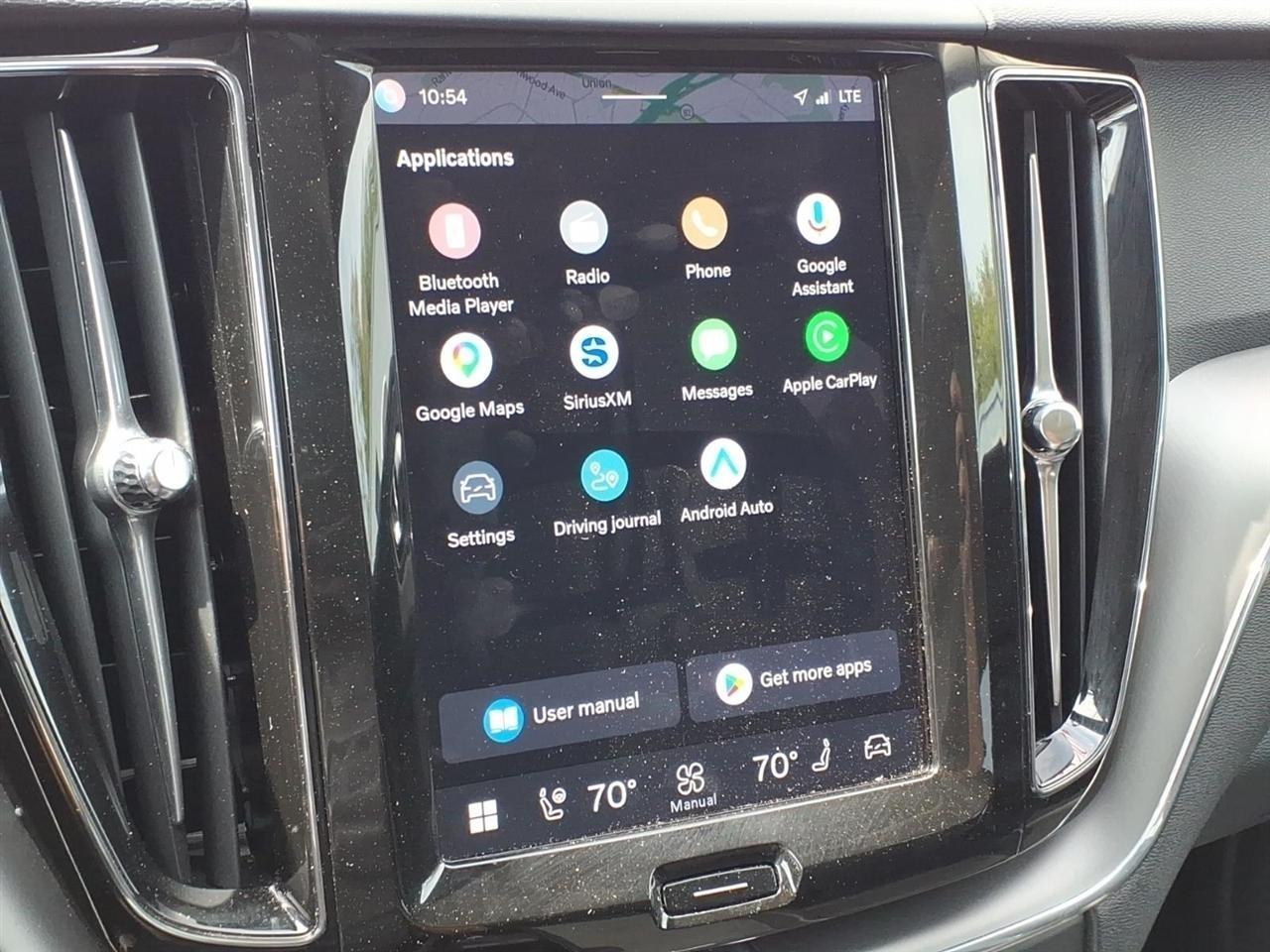 Volvo XC60 B5 AWD Core 2025