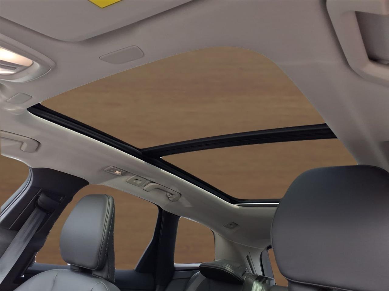 Volvo XC60 B5 AWD Core 2025