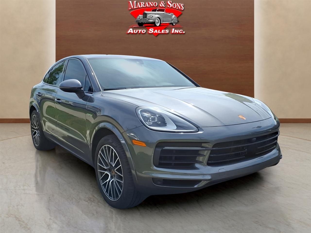 Porsche Cayenne Platinum Edition Hybrid Coupe AWD 2023