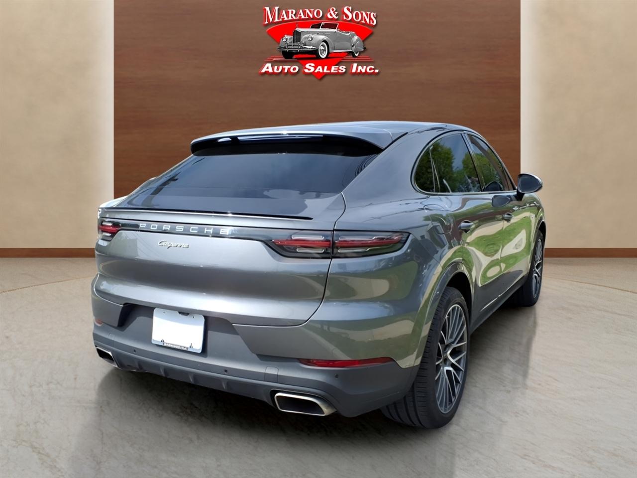 Porsche Cayenne Platinum Edition Hybrid Coupe AWD 2023