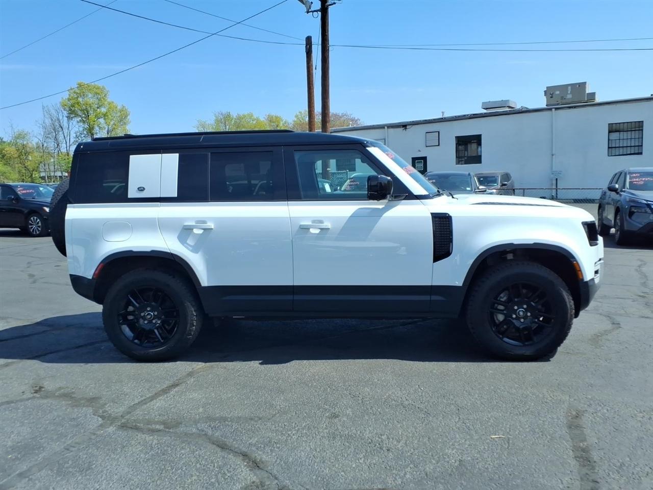 Land Rover Defender 110 SE AWD 2023