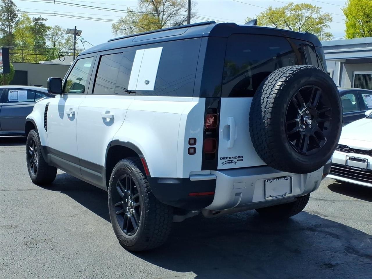 Land Rover Defender 110 SE AWD 2023