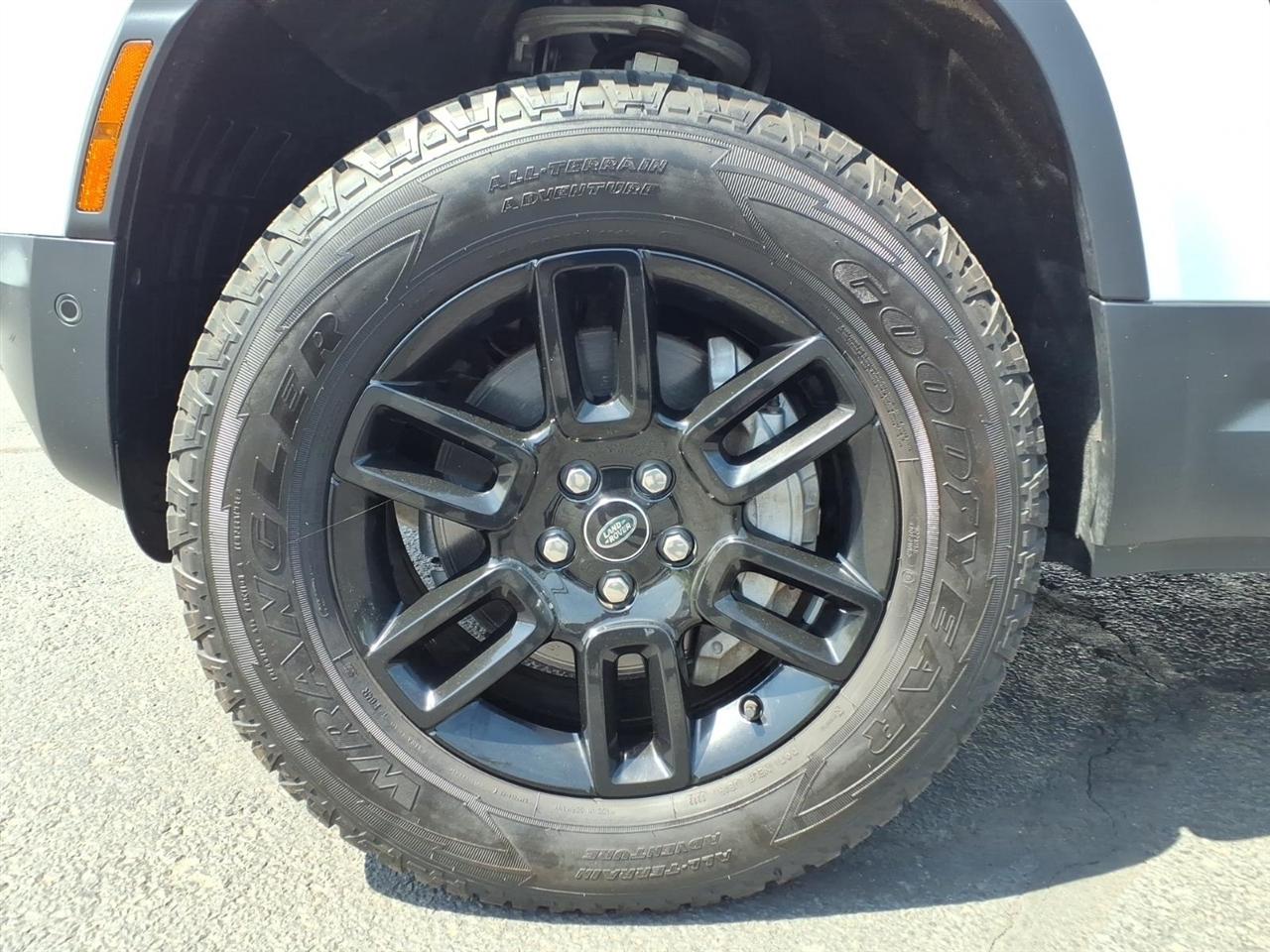 Land Rover Defender 110 SE AWD 2023