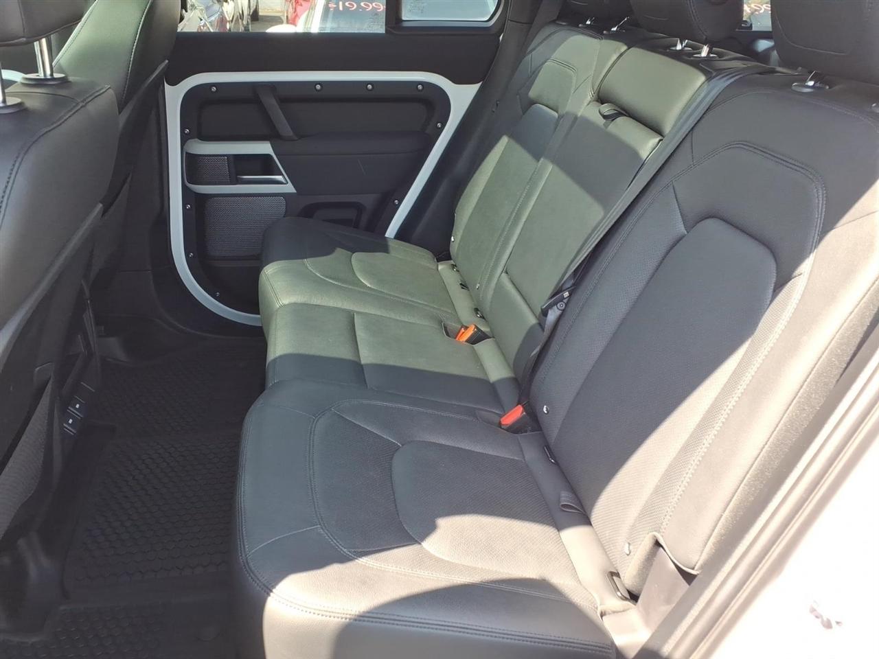 Land Rover Defender 110 SE AWD 2023