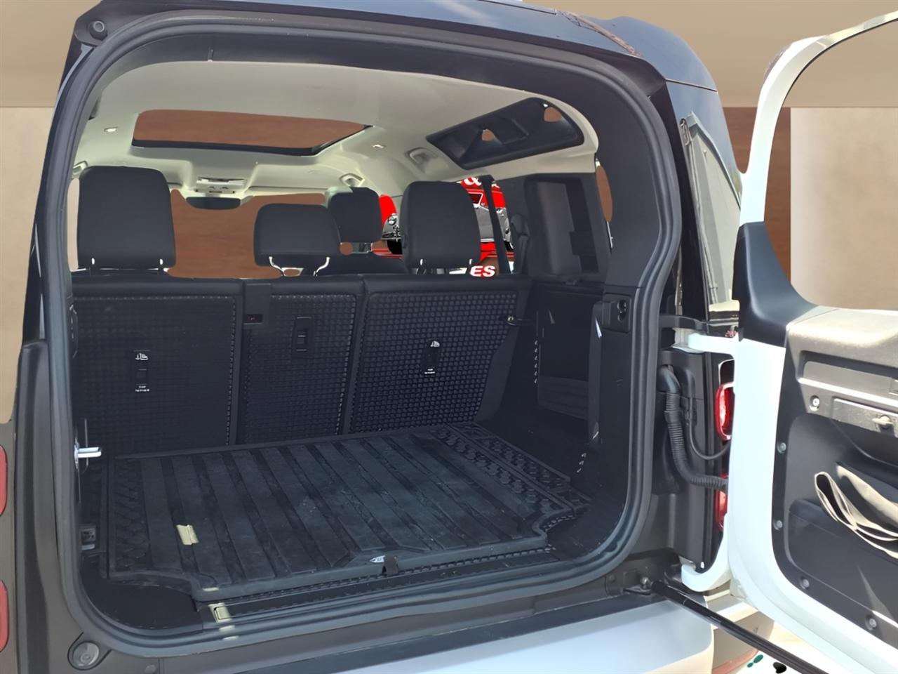 Land Rover Defender 110 SE AWD 2023