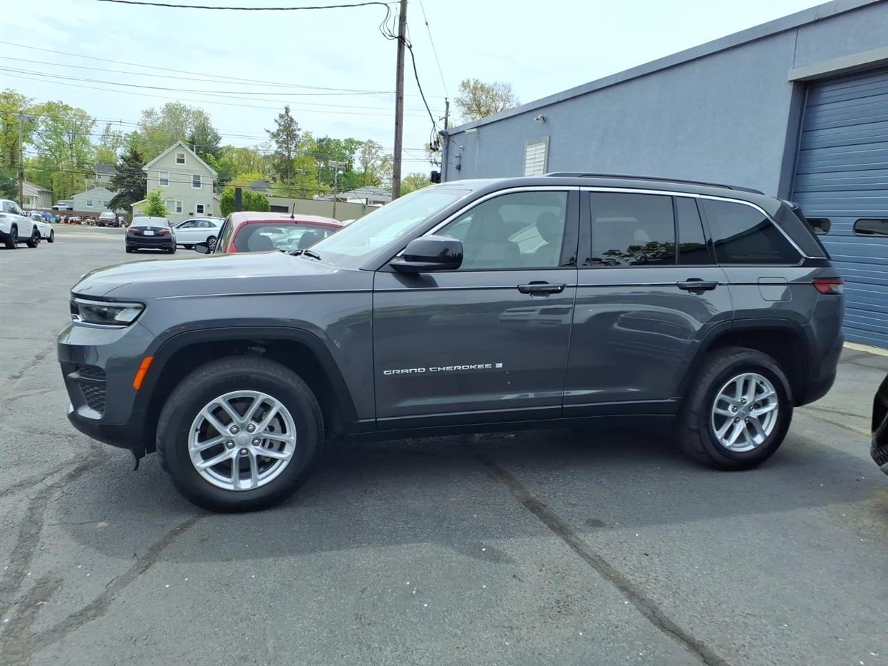 Jeep Grand Cherokee Laredo X 4x4 2025