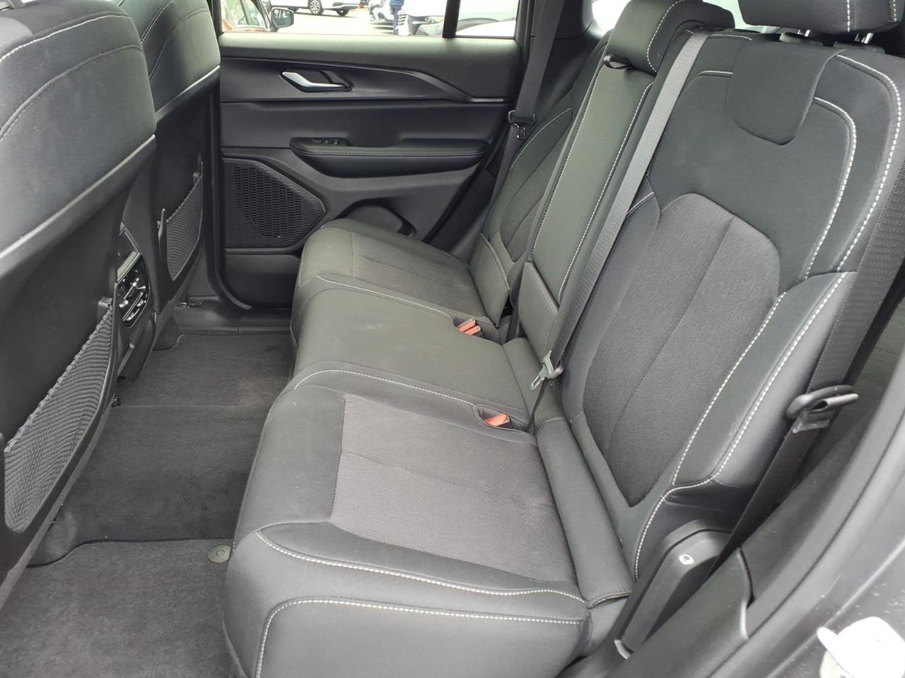 Jeep Grand Cherokee Laredo X 4x4 2025