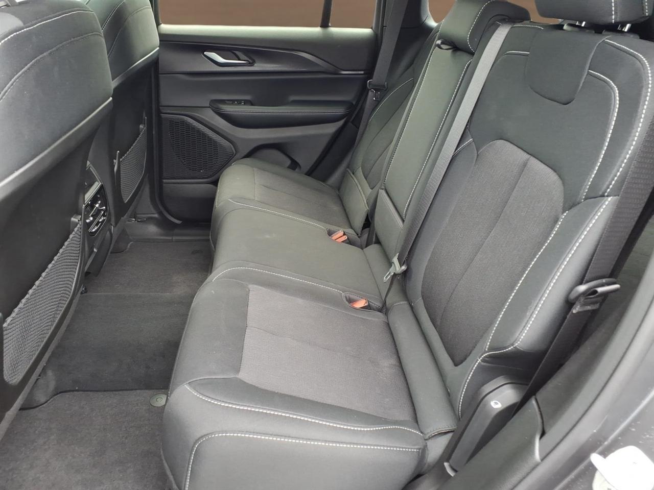 Jeep Grand Cherokee Laredo X 4x4 2025