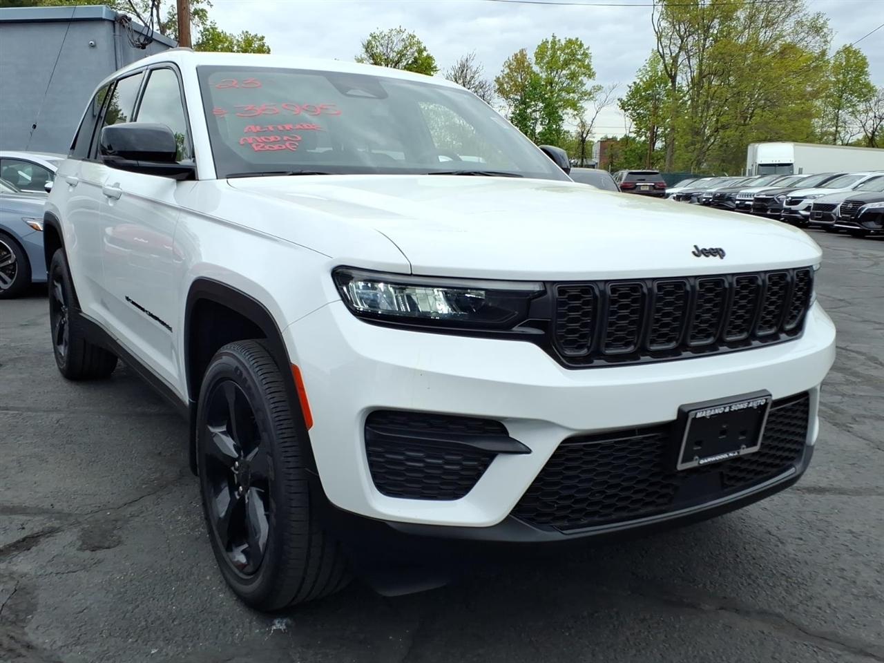 Jeep Grand Cherokee Altitude 4x4 2023