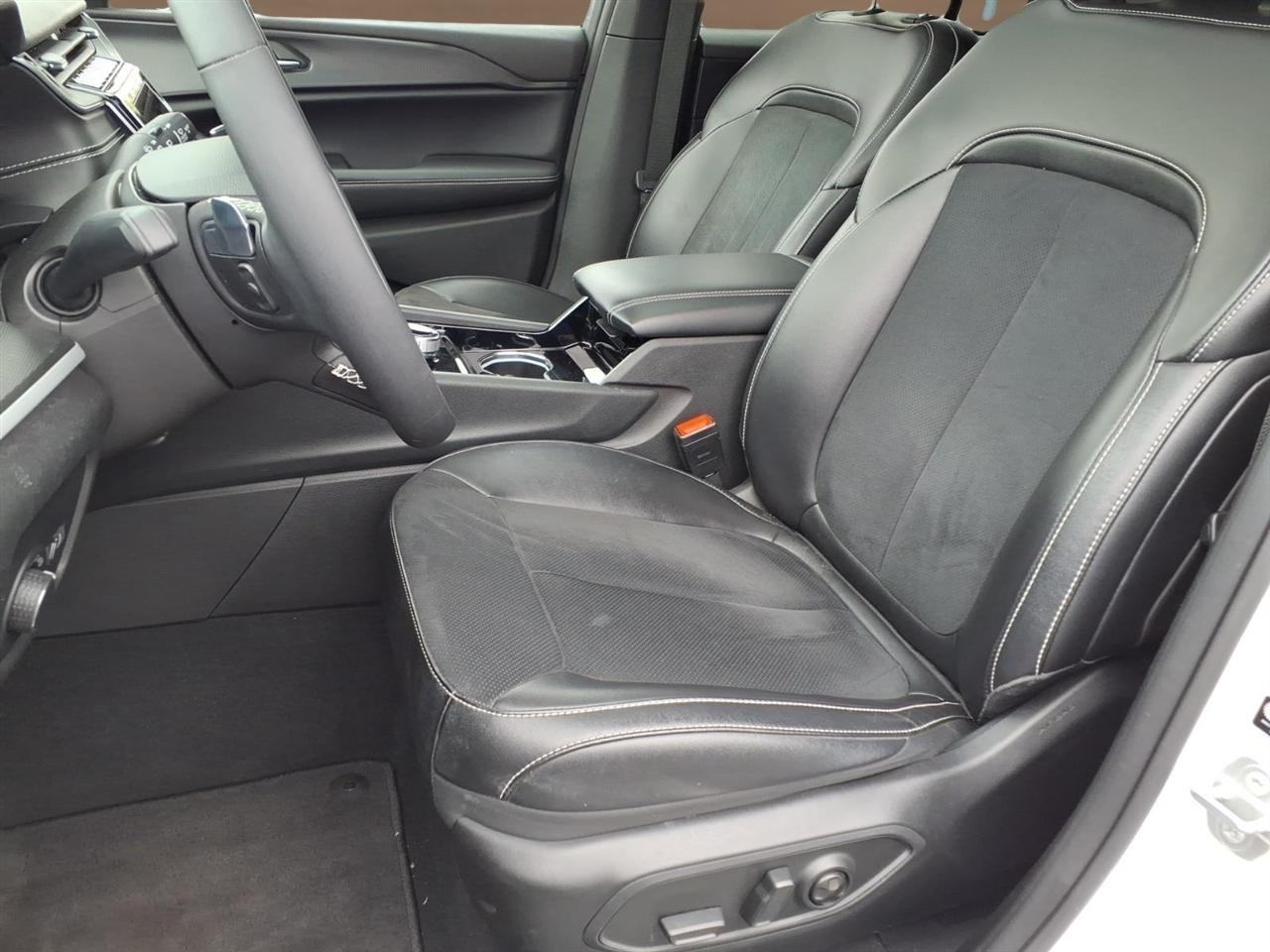 Jeep Grand Cherokee Altitude 4x4 2023