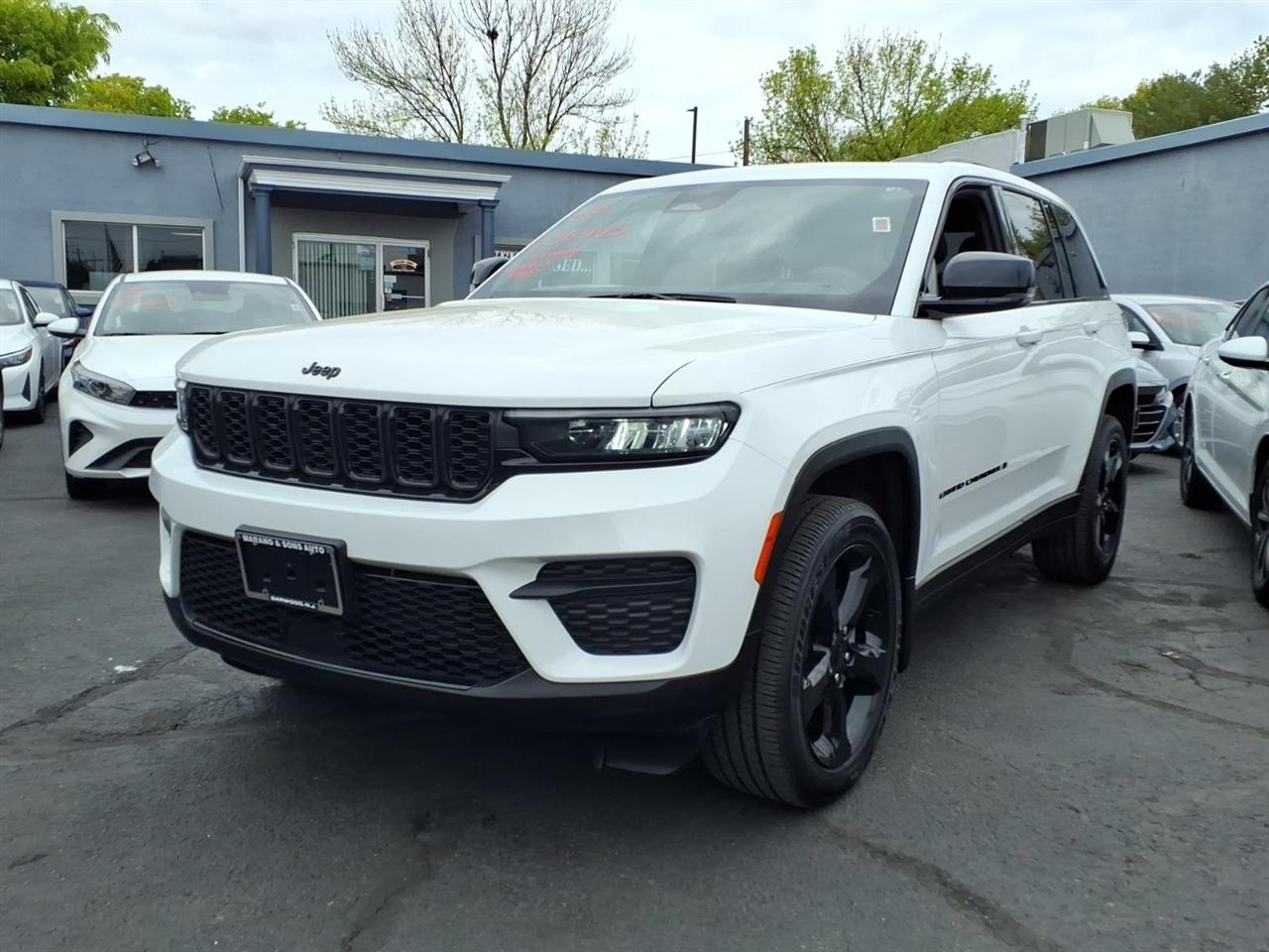 2023 Jeep Grand Cherokee Altitude 4x4