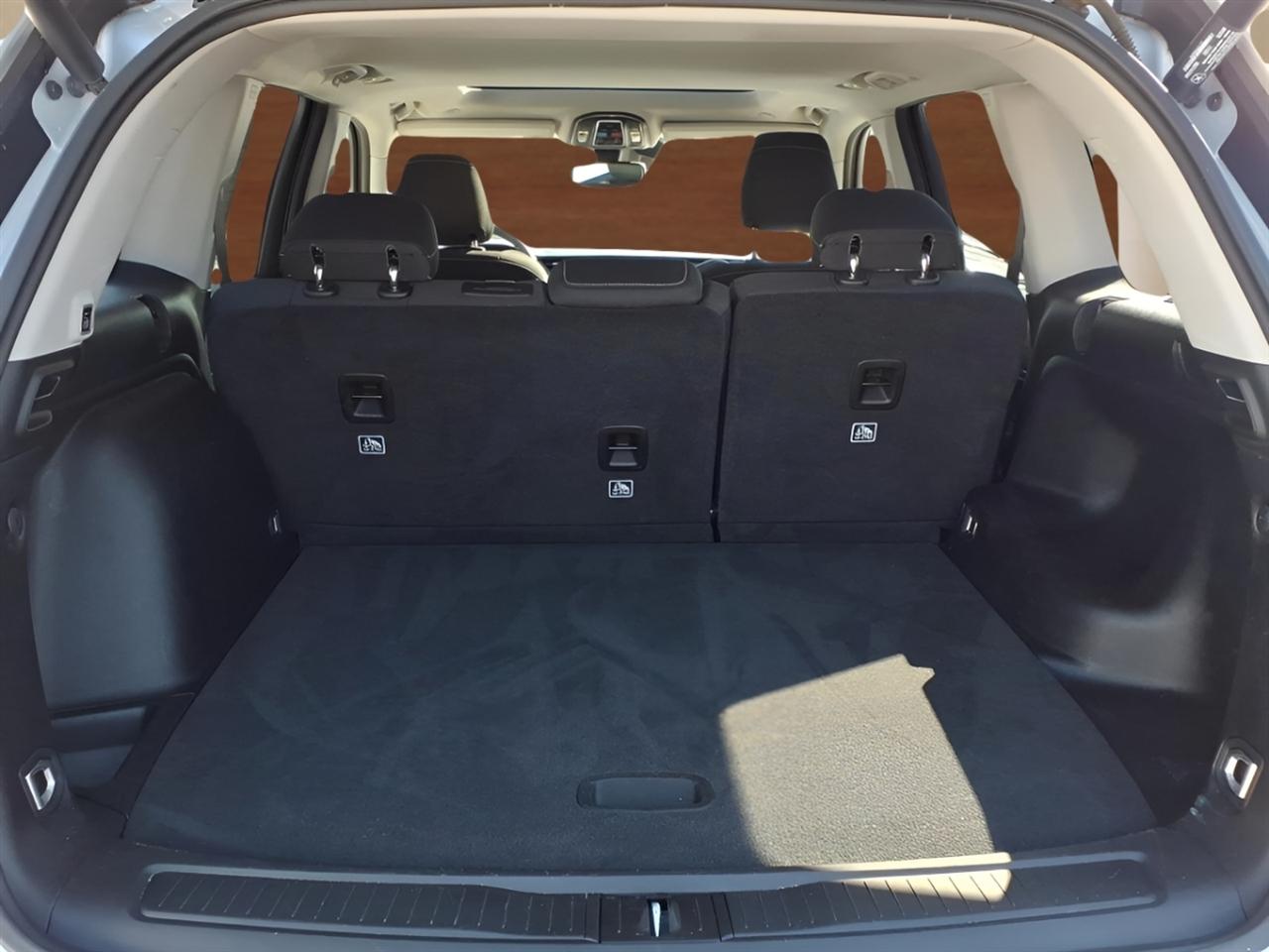 Jeep Grand Cherokee Laredo 4x4 2023