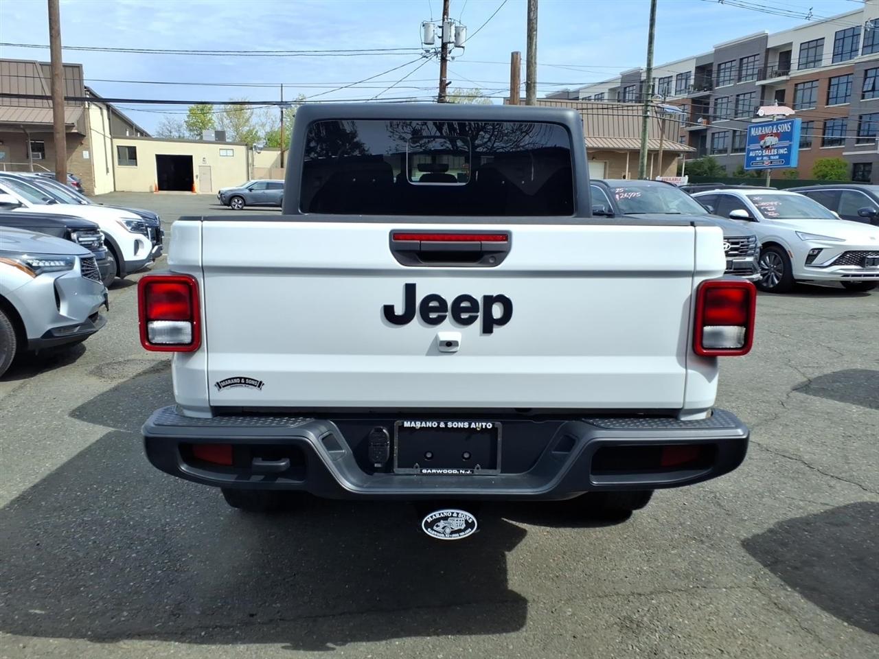 Jeep Gladiator Sport S 4x4 2023