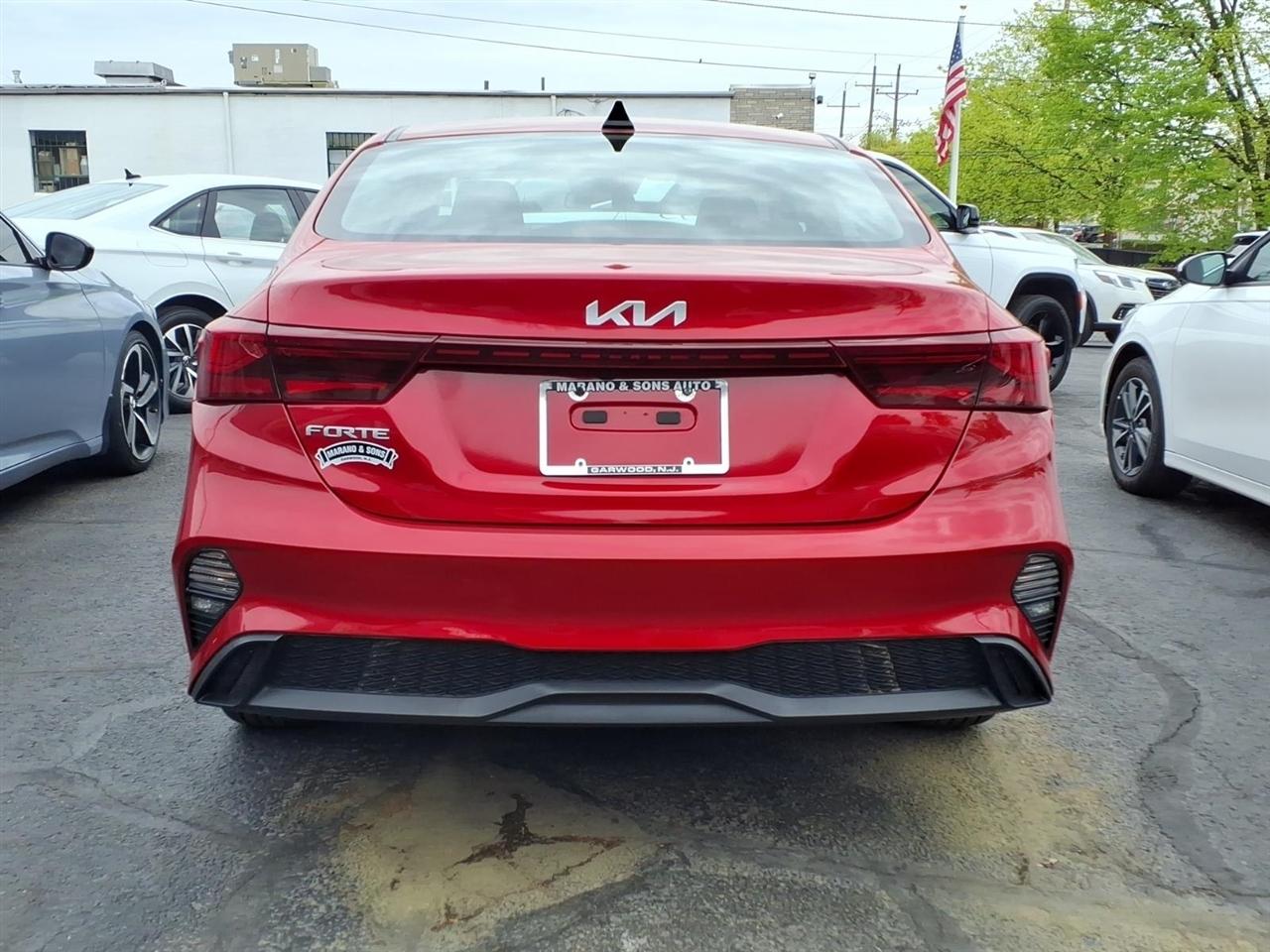 Kia Forte LXS IVT 2023