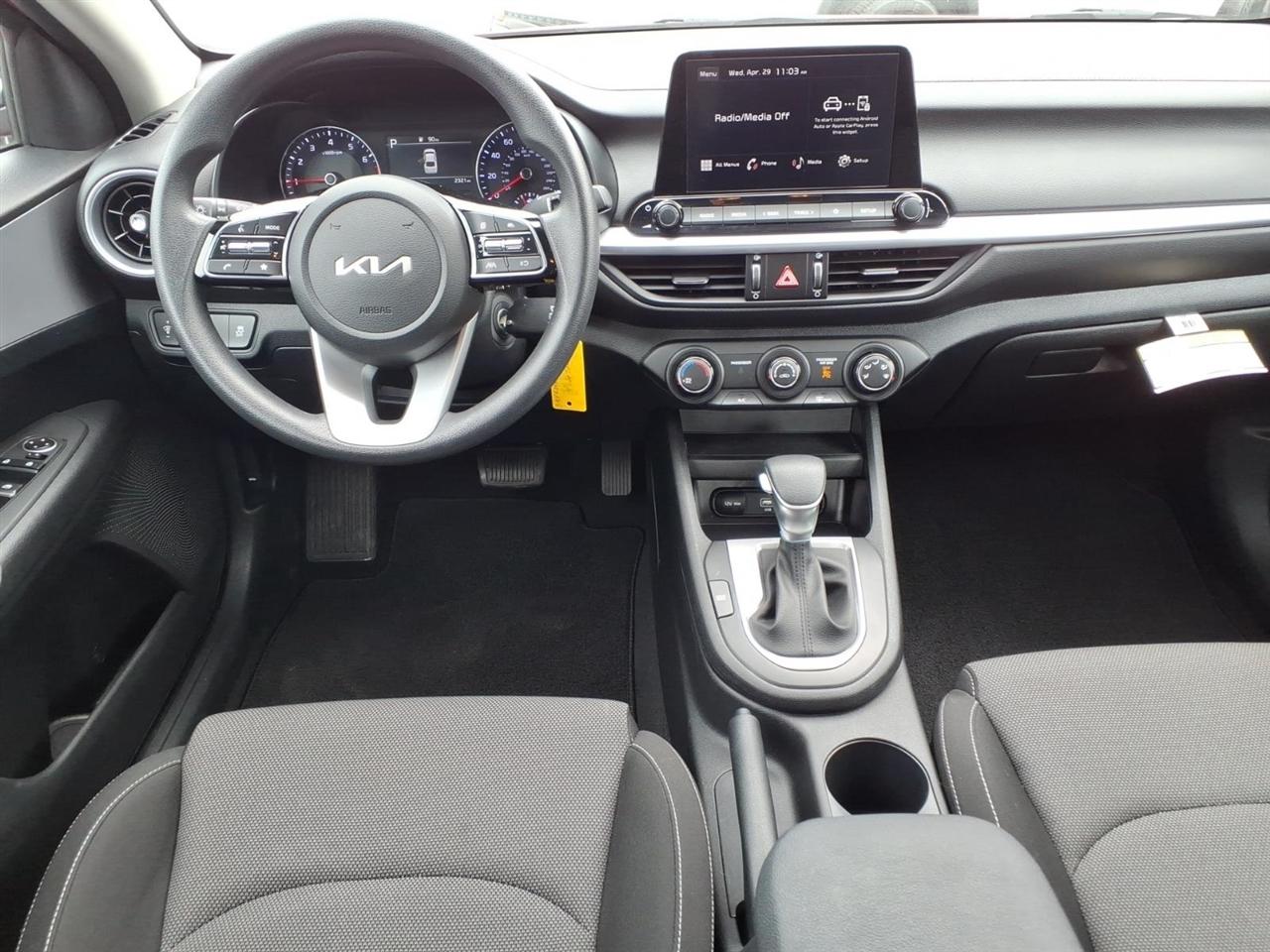 Kia Forte LXS IVT 2023