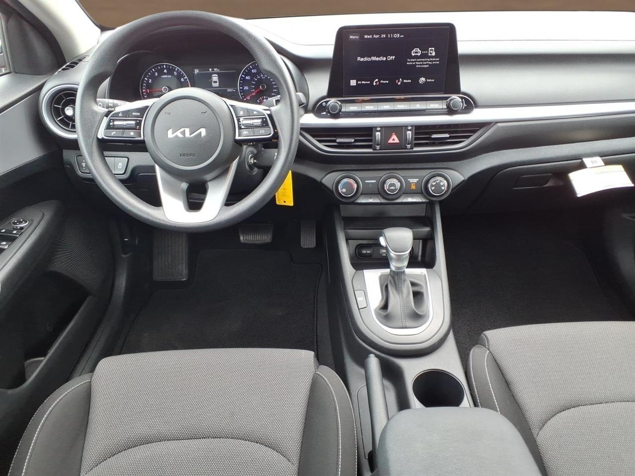 Kia Forte LXS IVT 2023