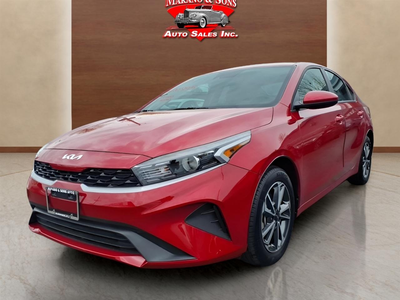 2023 Kia Forte LXS IVT