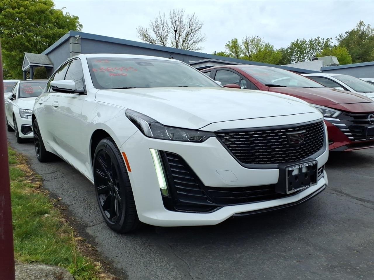 Cadillac CT5 4dr Sdn Luxury 2023