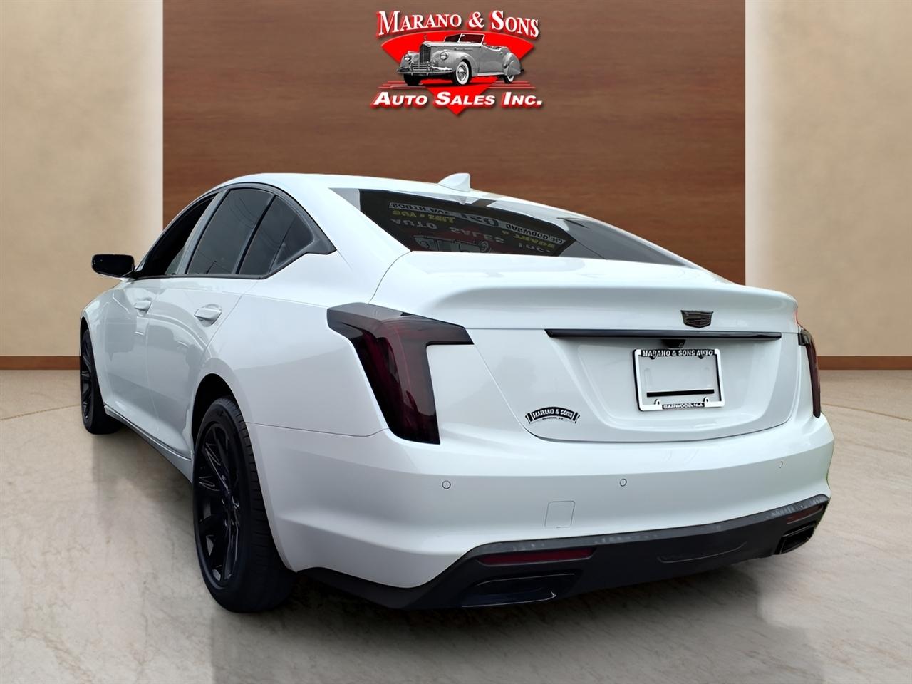 Cadillac CT5 4dr Sdn Luxury 2023