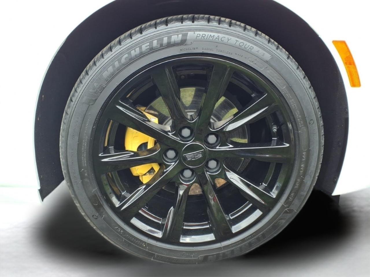 Cadillac CT5 4dr Sdn Luxury 2023
