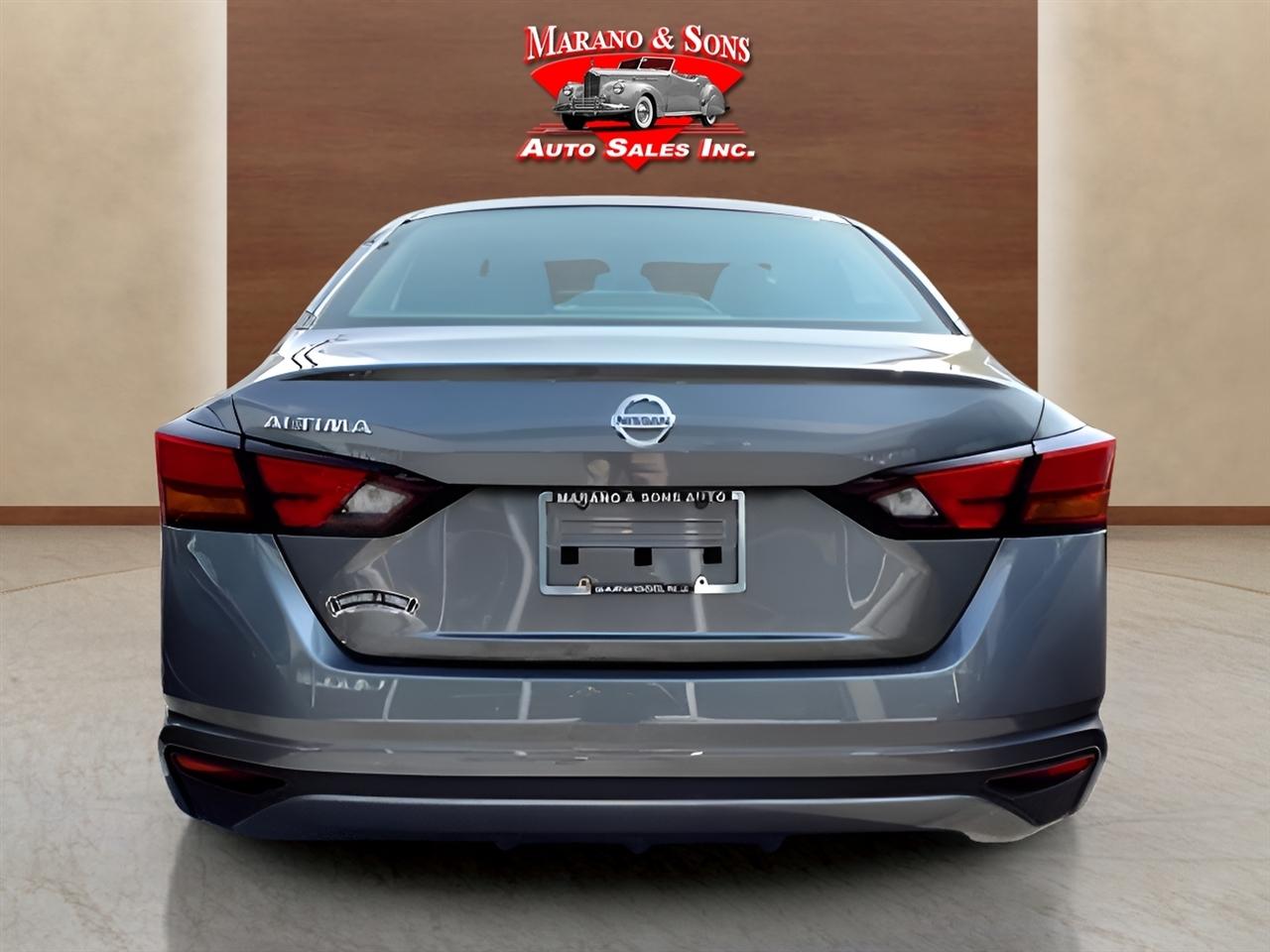 Nissan Altima 2.5 S Sedan 2022