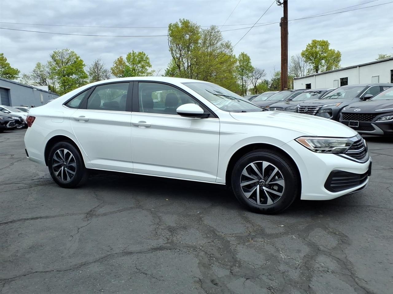 Volkswagen Jetta S Auto 2023