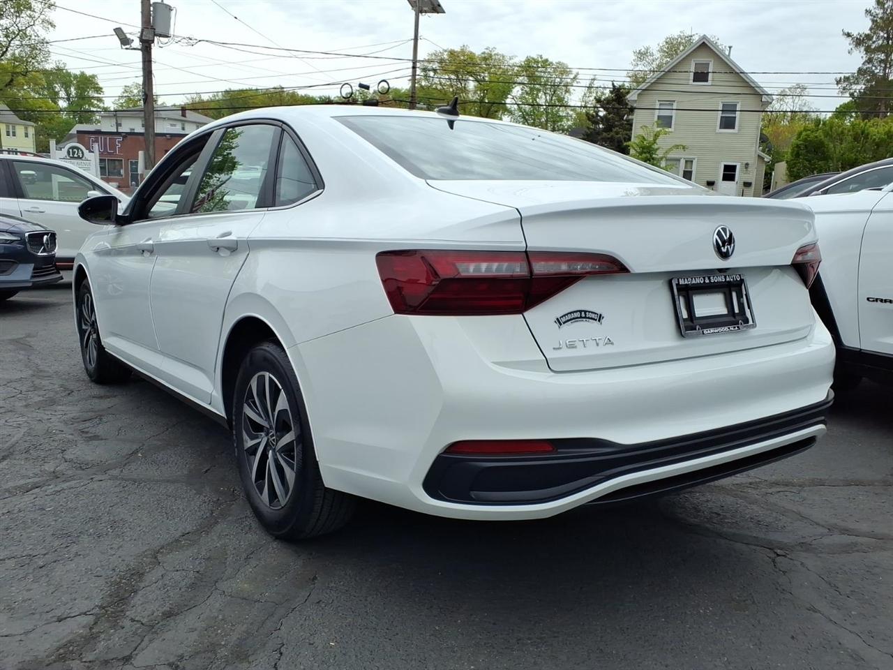 Volkswagen Jetta S Auto 2023