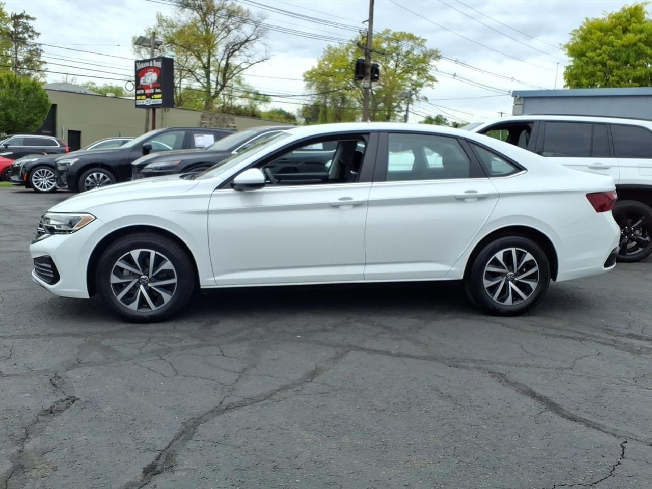 Volkswagen Jetta S Auto 2023