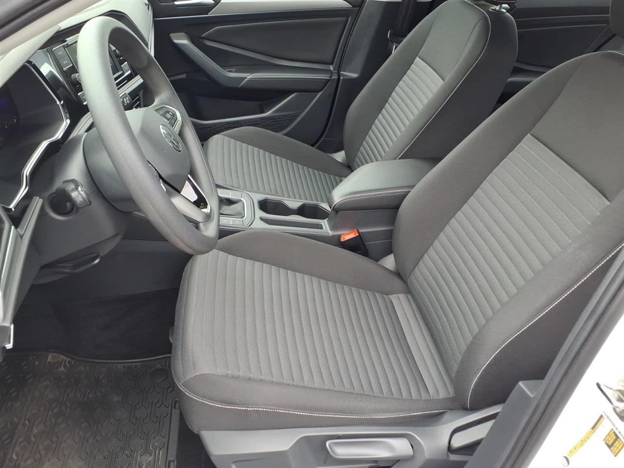 Volkswagen Jetta S Auto 2023