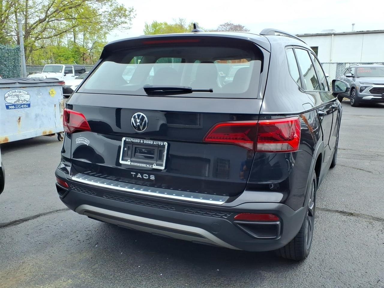 Volkswagen Taos S FWD 2024