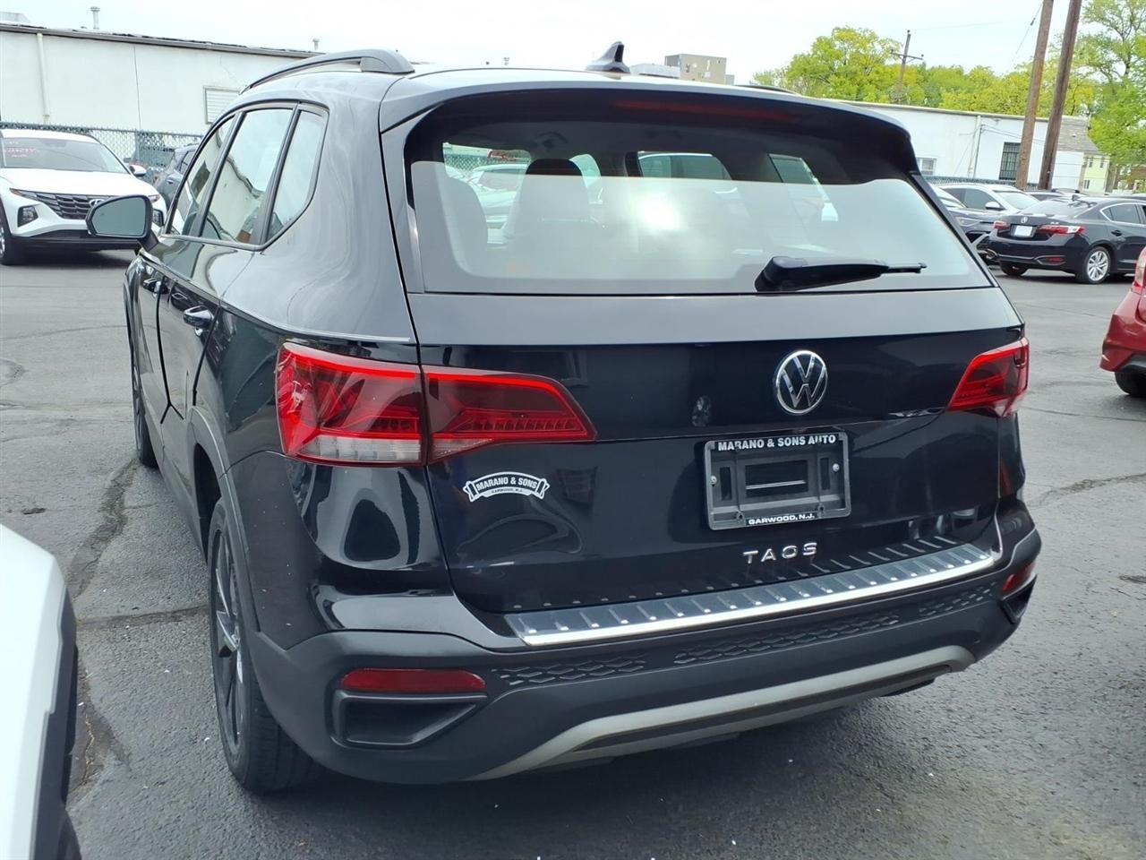 Volkswagen Taos S FWD 2024