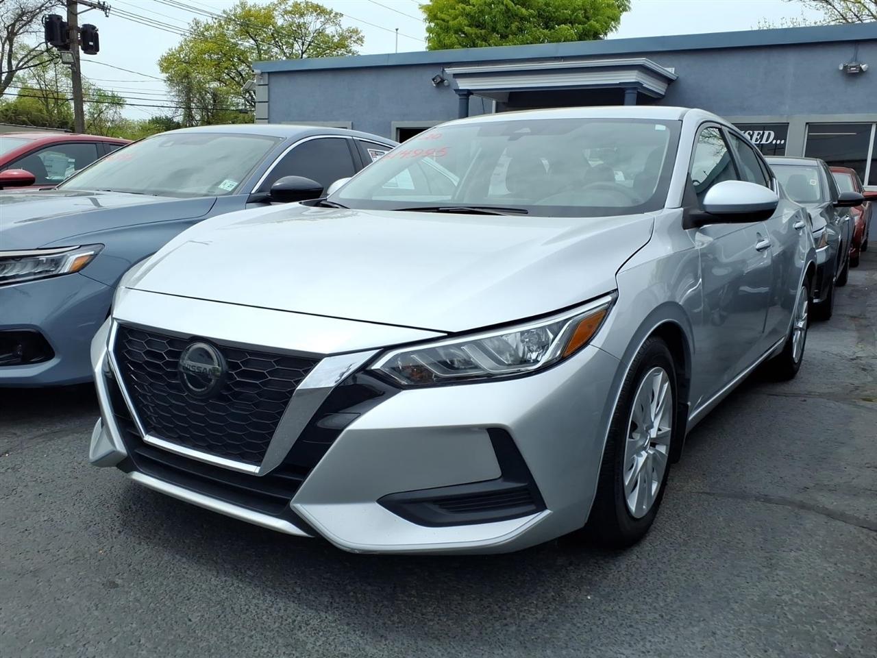 Nissan Sentra S CVT 2020