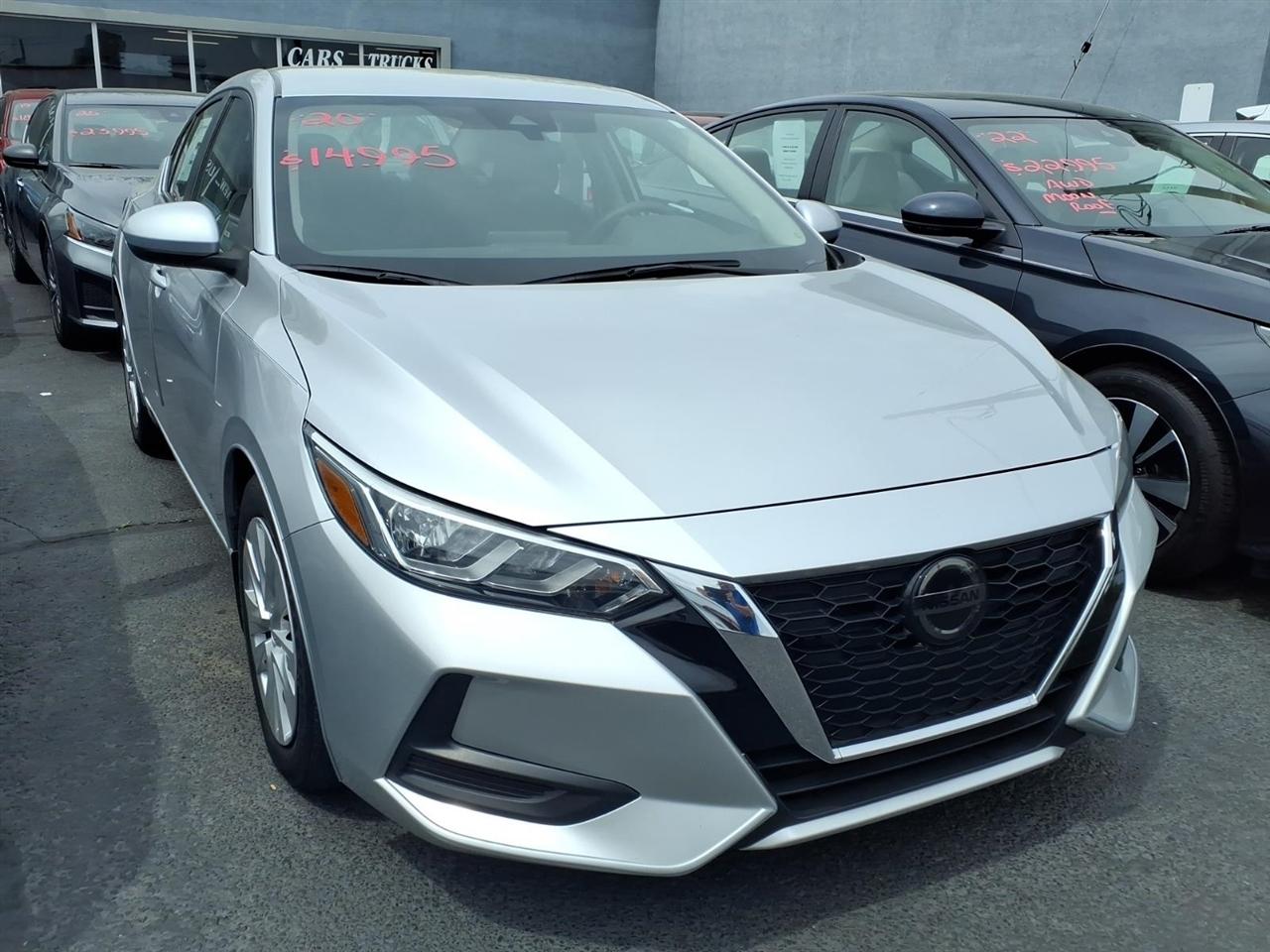 Nissan Sentra S CVT 2020