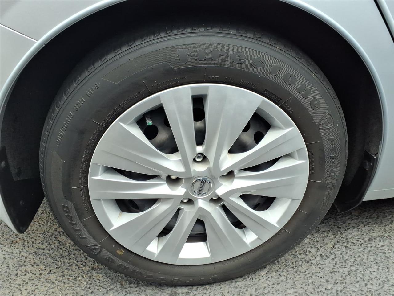 Nissan Sentra S CVT 2020