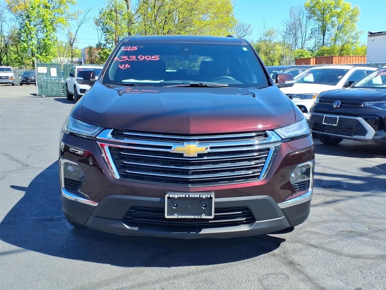 Chevrolet Traverse AWD 4dr LT Cloth w/1LT 2023