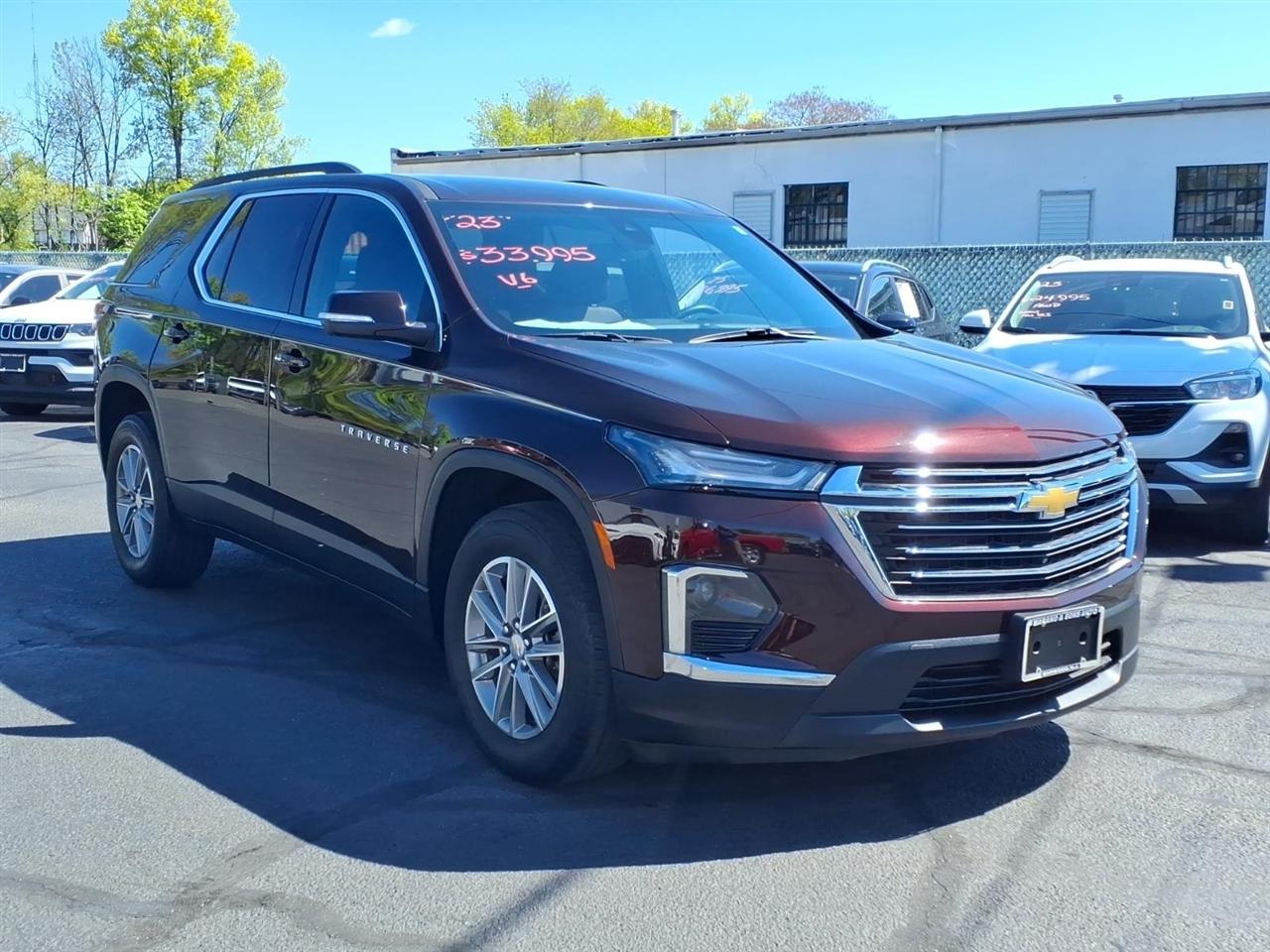Chevrolet Traverse AWD 4dr LT Cloth w/1LT 2023