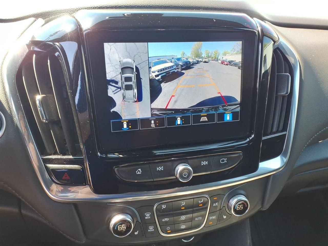 Chevrolet Traverse AWD 4dr LT Cloth w/1LT 2023