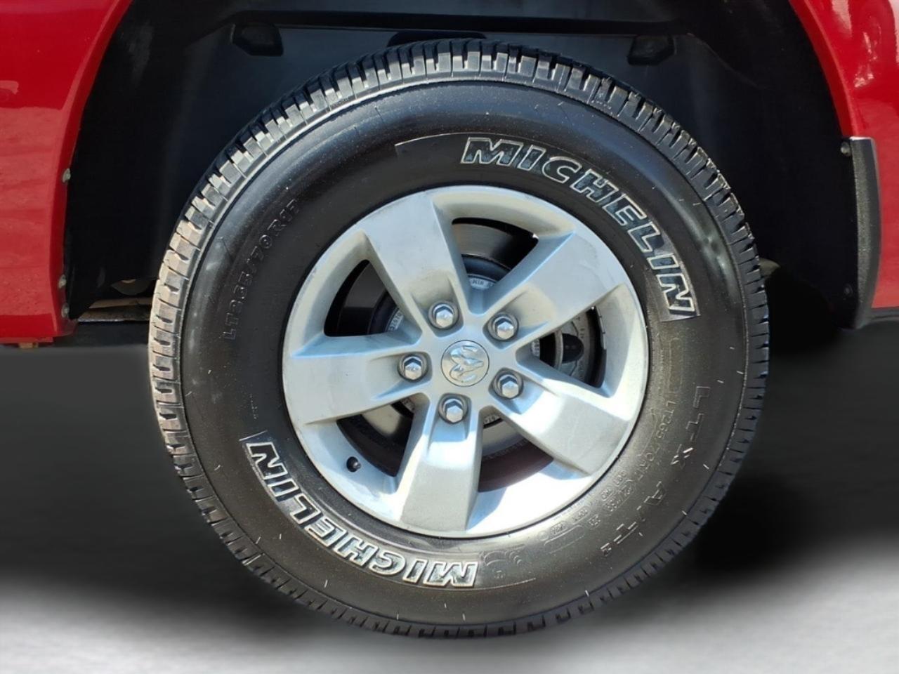 Ram Truck 1500 Classic Tradesman 4x2 Reg Cab 6'4" Box 2019