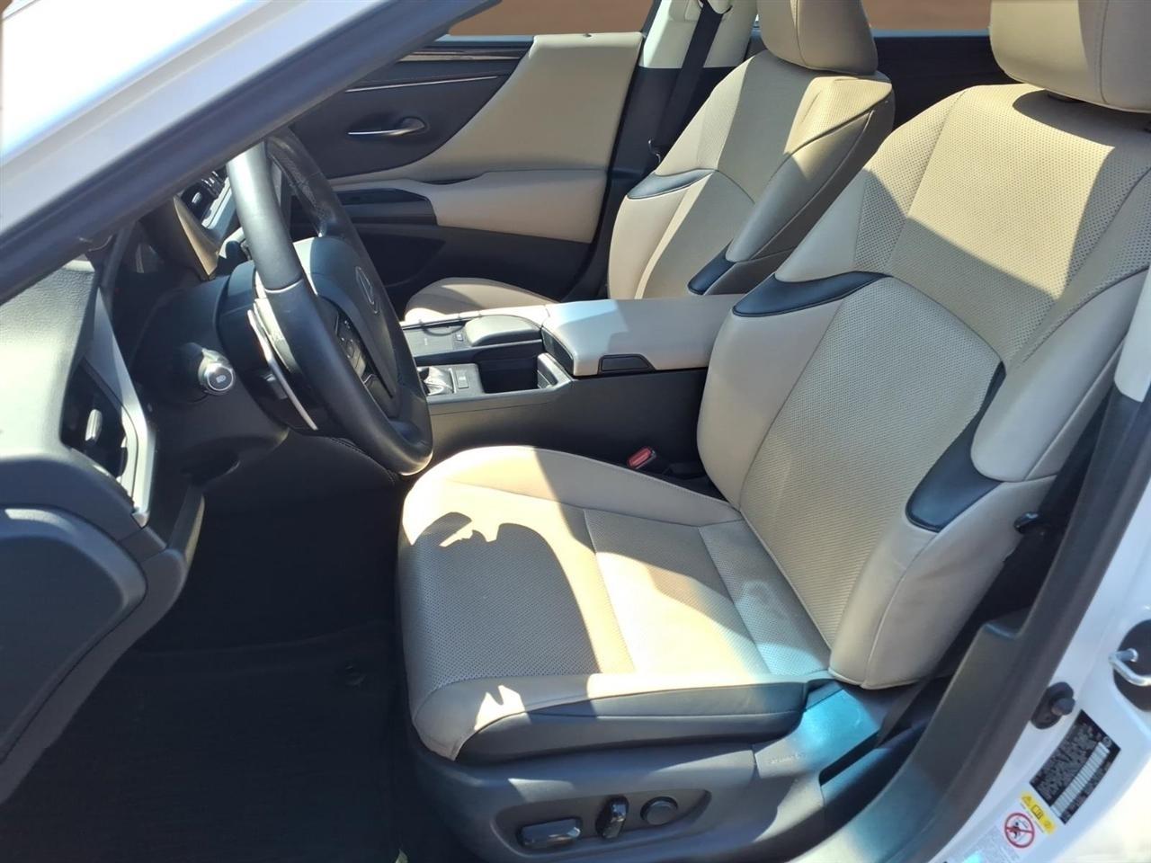 Lexus ES ES 350 FWD 2019
