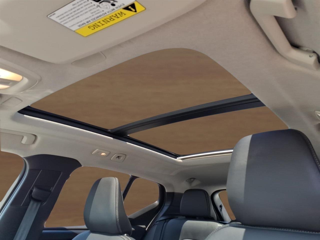 Volvo XC40 B5 AWD Core Bright Theme 2025