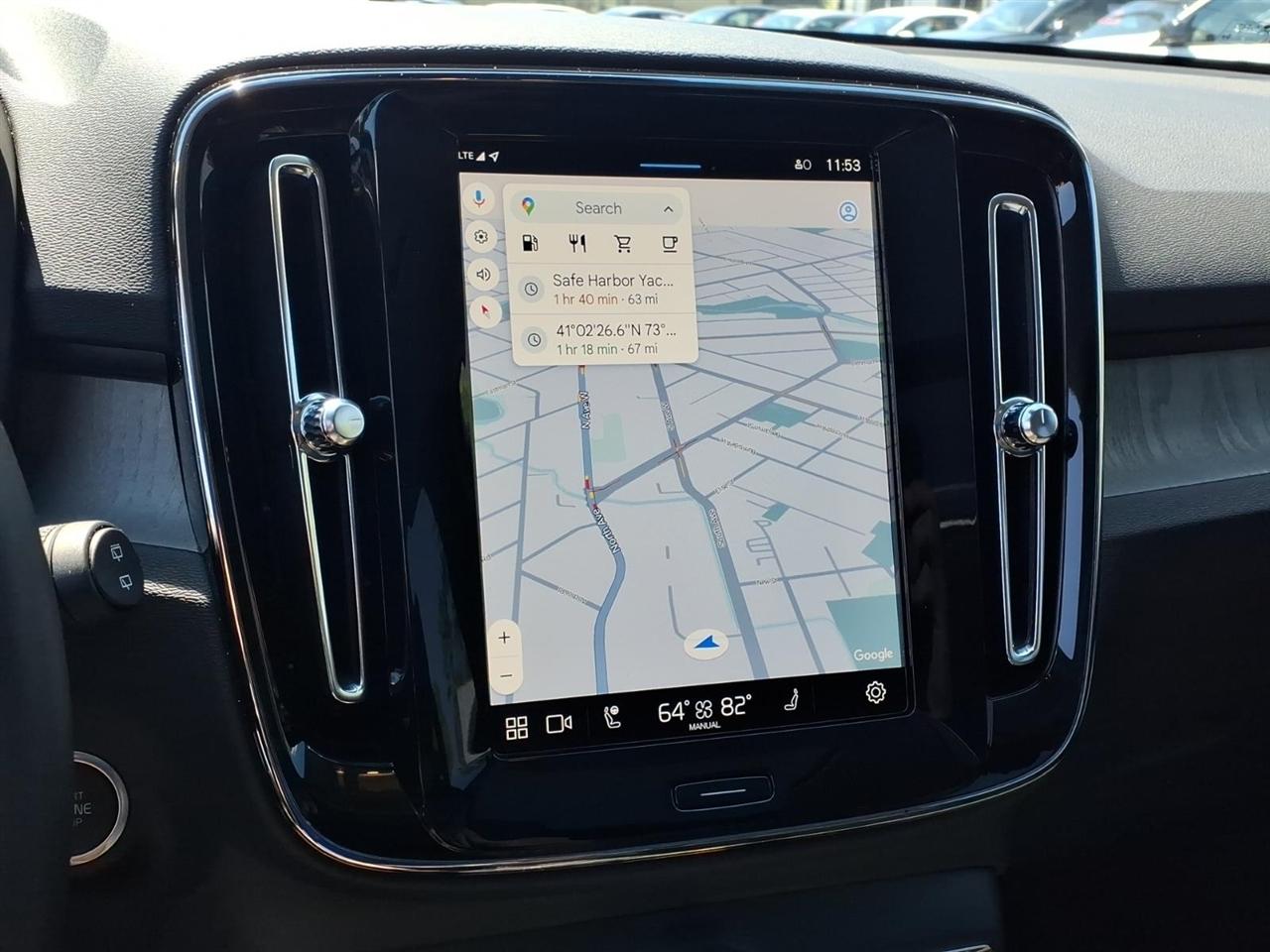 Volvo XC40 B5 AWD Core Bright Theme 2025