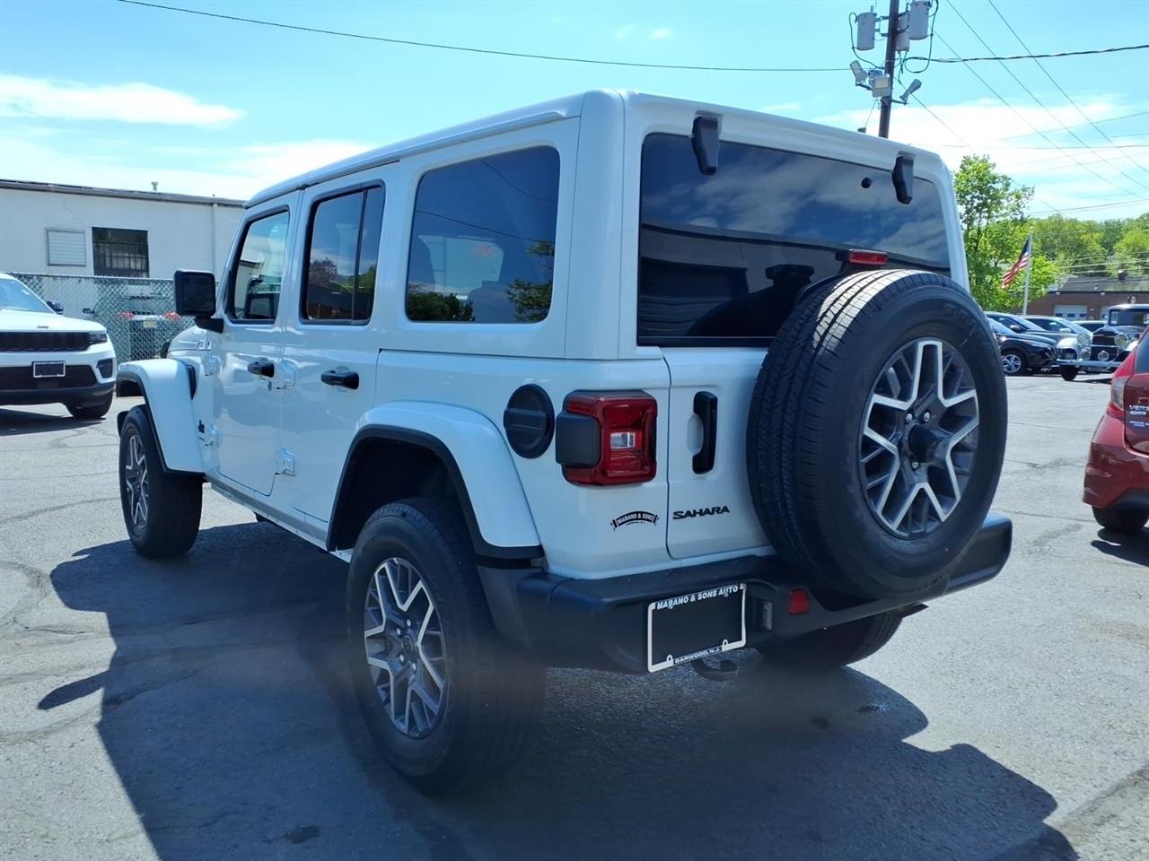 Jeep Wrangler Sahara 4 Door 4x4 2025