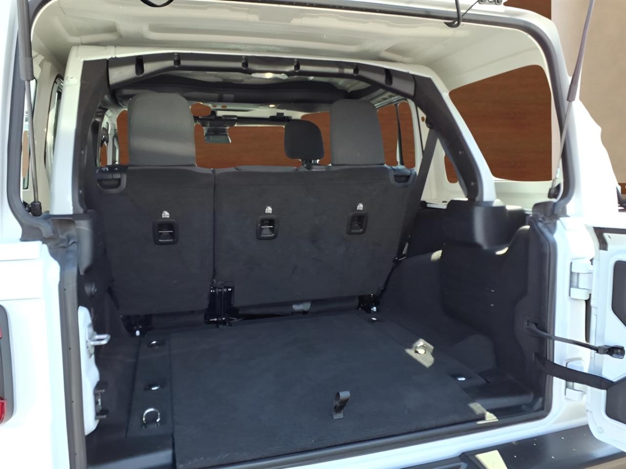 Jeep Wrangler Sahara 4 Door 4x4 2025